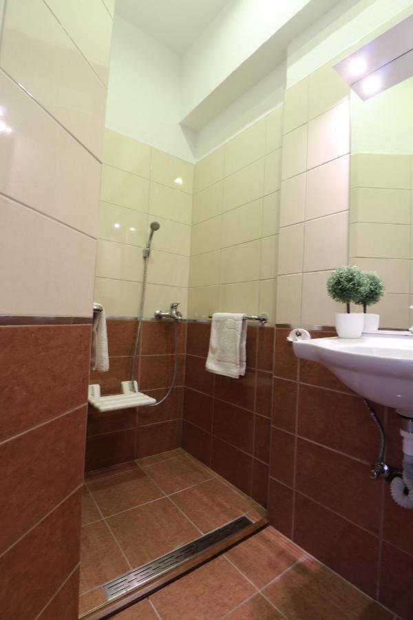 Apartment Vlado ヴルサル エクステリア 写真